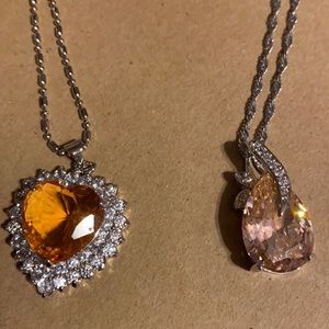 Nwt. Ordered online some time ago. I never used.